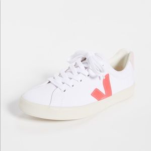 Veja Esplar Se Sneakers